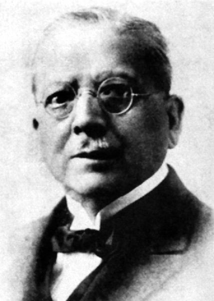 File:Francisco Almenara Butler.jpg