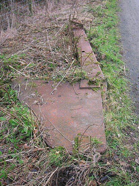 File:Grubber plough blade.JPG