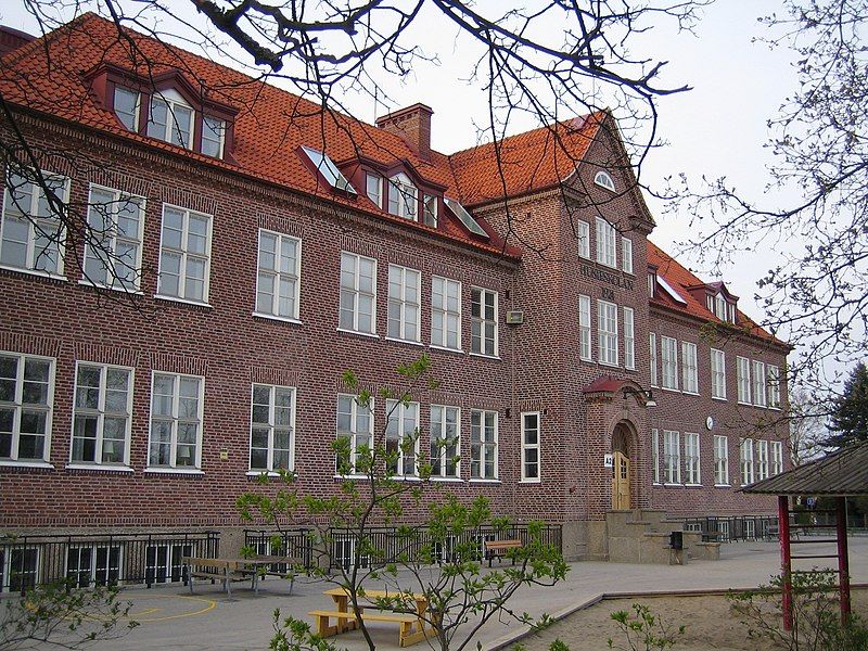 File:Husieskolan, Malmö.jpg