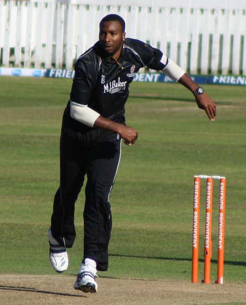 File:Kieron pollard bowling.jpg