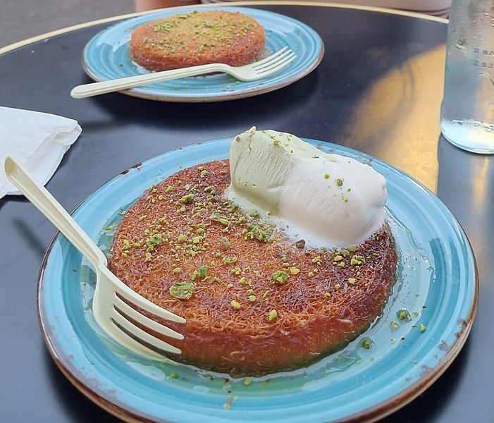 File:Knafeh.jpg