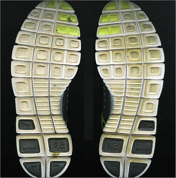 File:Known shoes soles.jpg