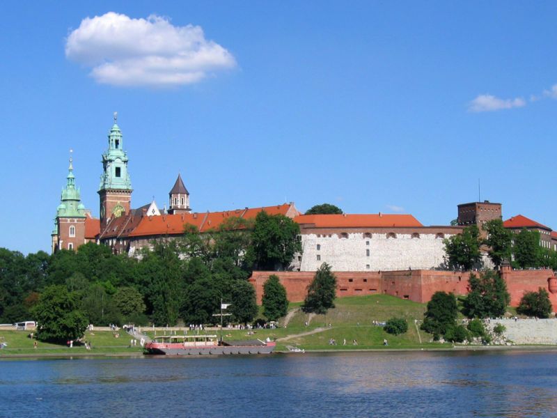 File:Krakau Wawel Wisla.jpg