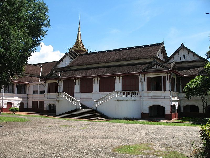 File:La-luang-palast.jpg