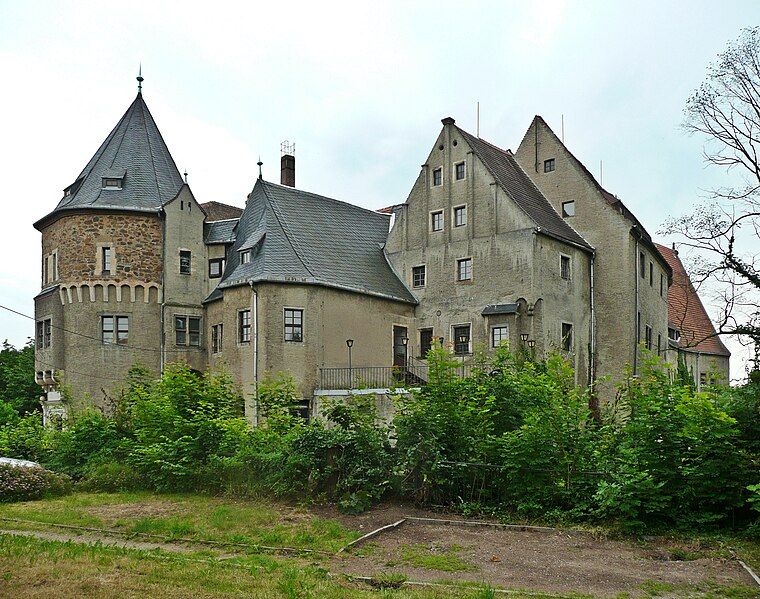 File:Schloss Reinsberg (02).jpg