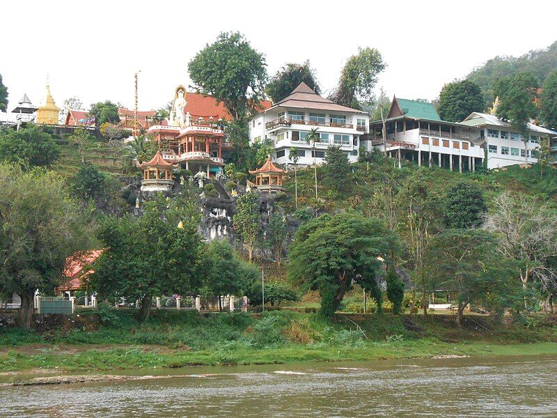 File:Tha Ton village03.JPG