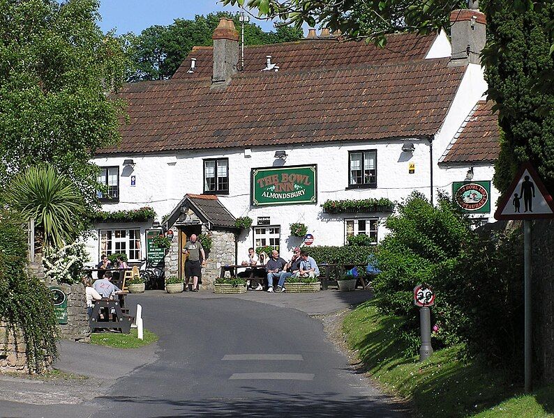 File:Almondsbury.bowl.arp.jpg