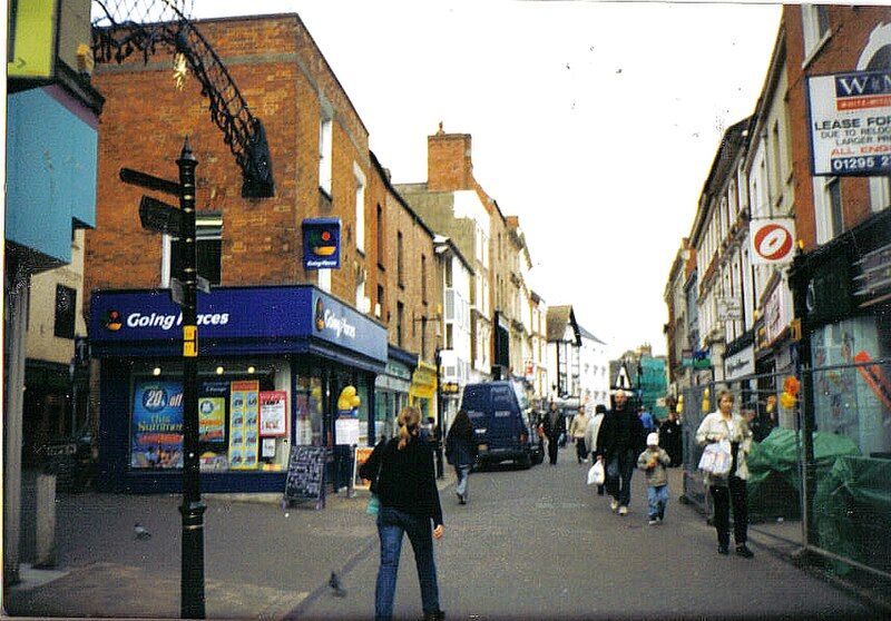 File:Banbury in 2000.jpg