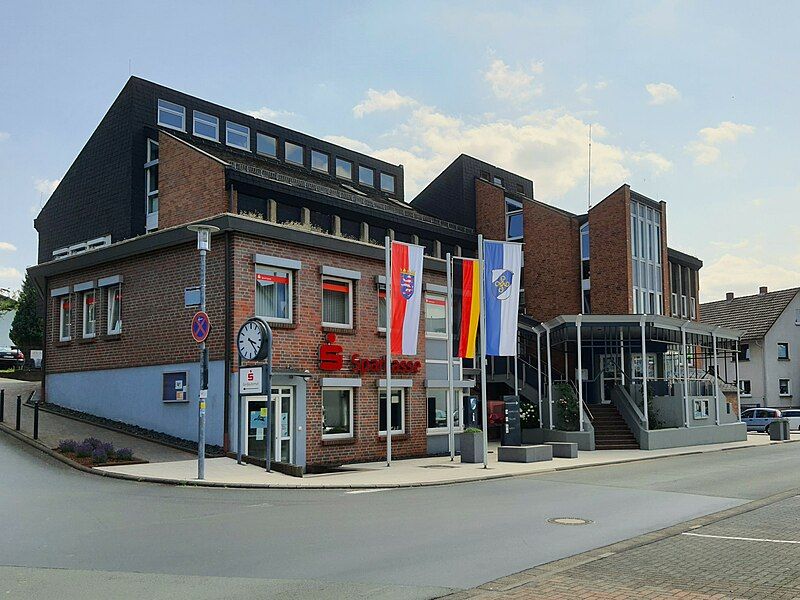 File:Breidenbach Rathaus.jpg