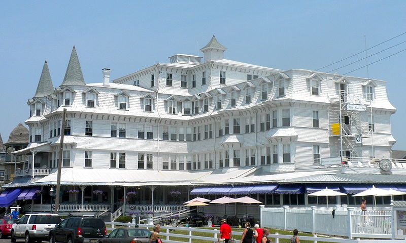 File:Colonial Hotel CMHD.JPG