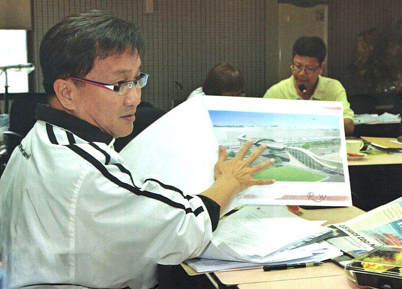 File:Francis Tolentino MMDA.jpg