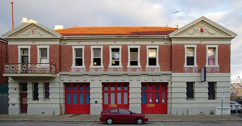 File:Freo firestation gnangarra-101.jpg