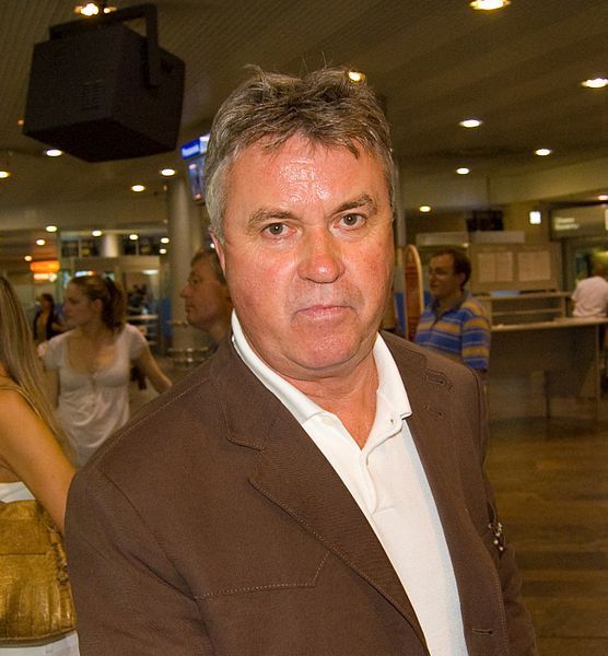 File:Hiddink-svo.jpg