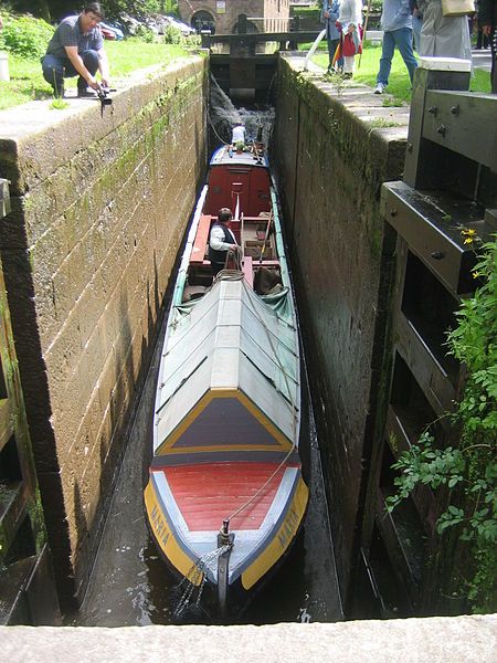 File:Horseboat Maria.jpg