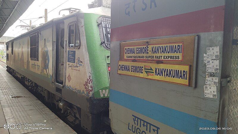 File:Kanyakumari Superfast Express.jpg