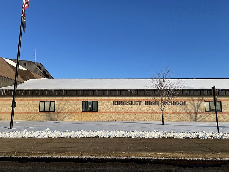 File:Kingsley High School.jpg