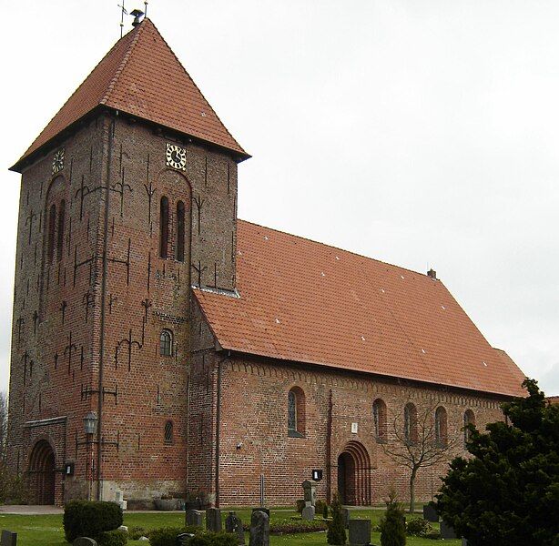 File:Mildstedt St. Lamberti-Kirche.JPG