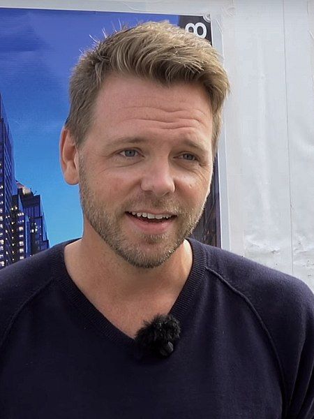 File:Nathan Hill (2018).jpg