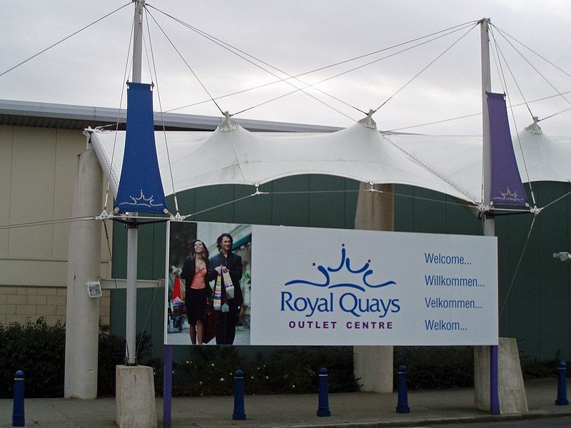 File:Royal Quays Welcome.jpg