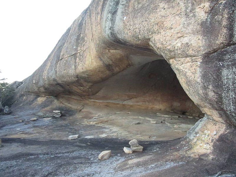 File:Silozwana caves.jpg