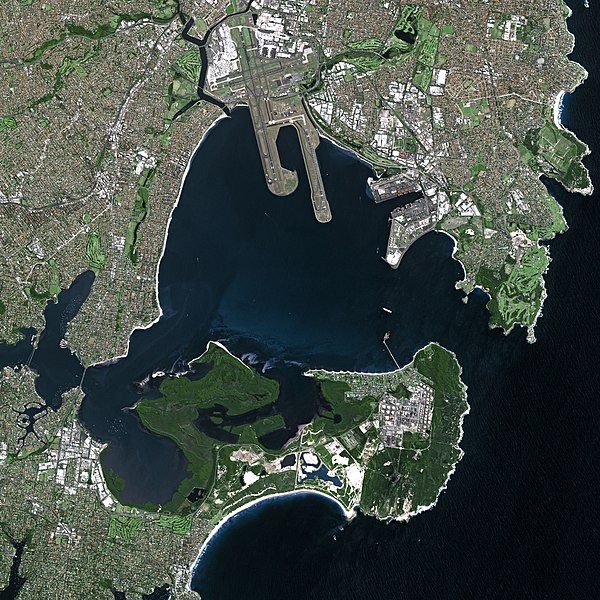 File:Sydney SPOT 1210.jpg