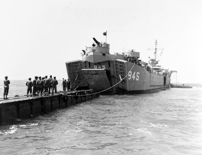 File:80-G-426659 USS LST-845.png