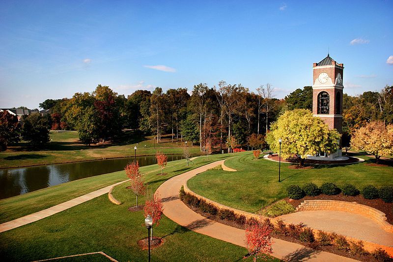 File:Campus Lake.jpg