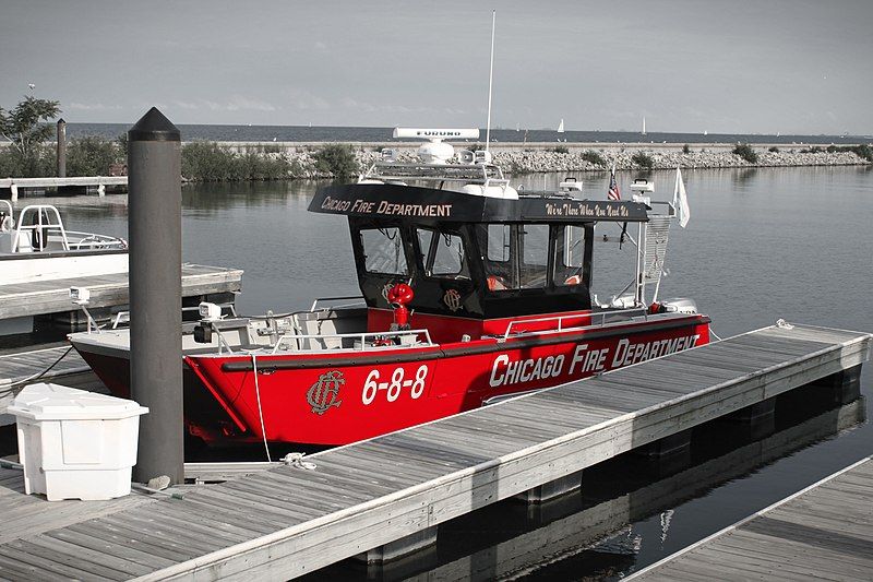 File:Chicago fireboat 688.jpg