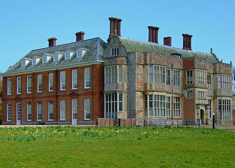 File:Felbrigg Hall 1.jpg