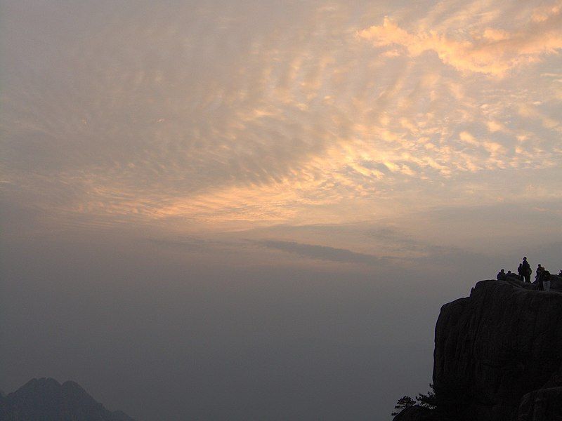 File:Huangshan sunrise.jpg