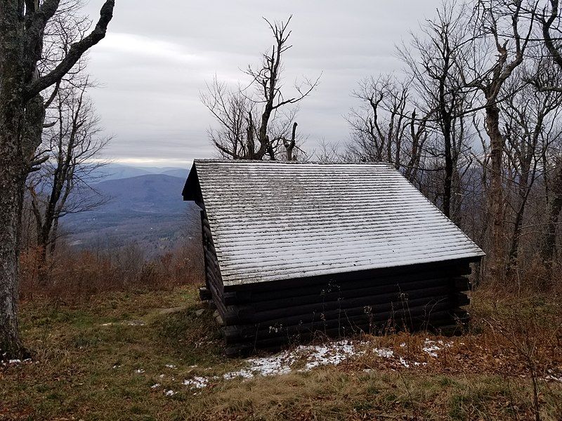 File:Huntersfield Lean-To.jpg