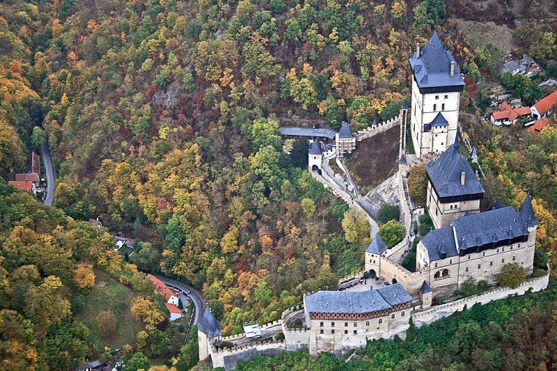 File:Karlštejn 5.jpg