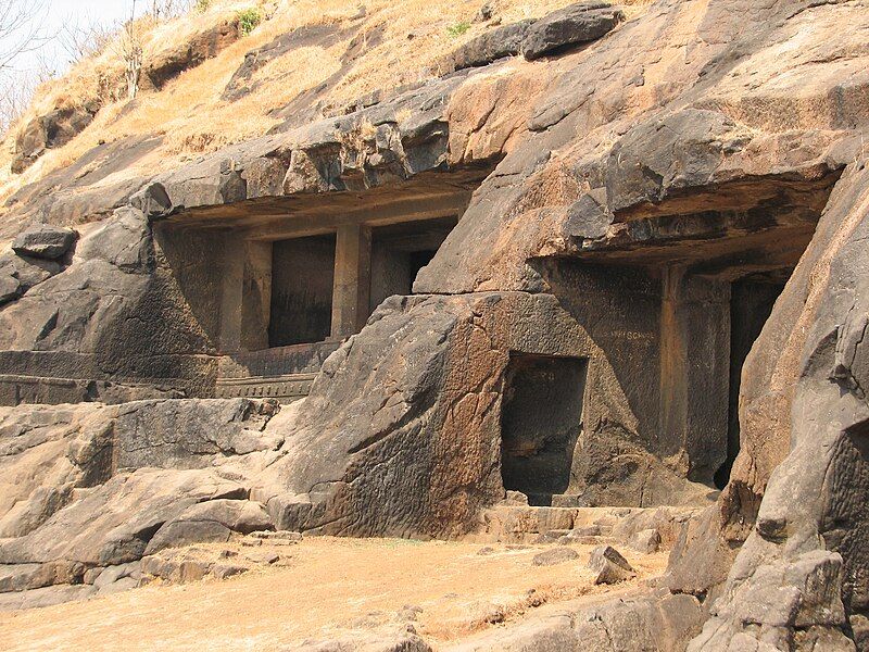 File:Kuda-caves-15.JPG