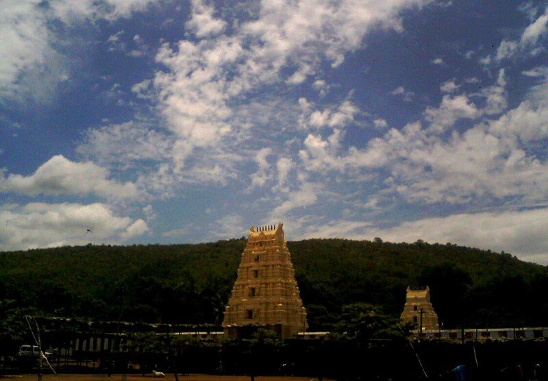 File:Mahanandi Temple View.jpg