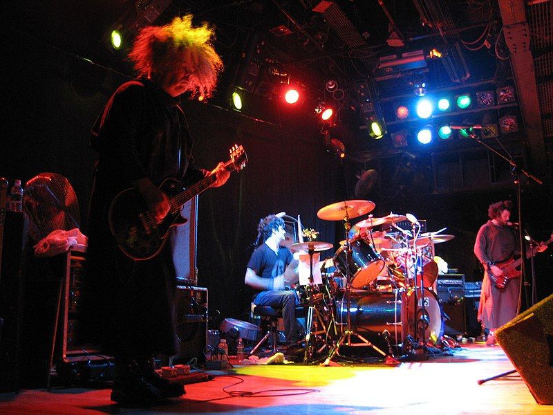 File:Melvins live 20061013.jpg