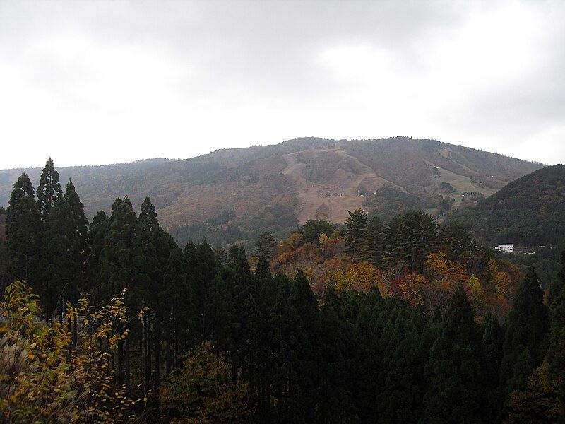 File:Mt.Osorakan.jpg