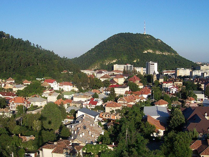 File:Piatra Neamt 1.cristibur.JPG