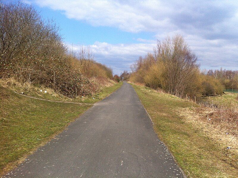 File:Rushall.railway. Station.jpg