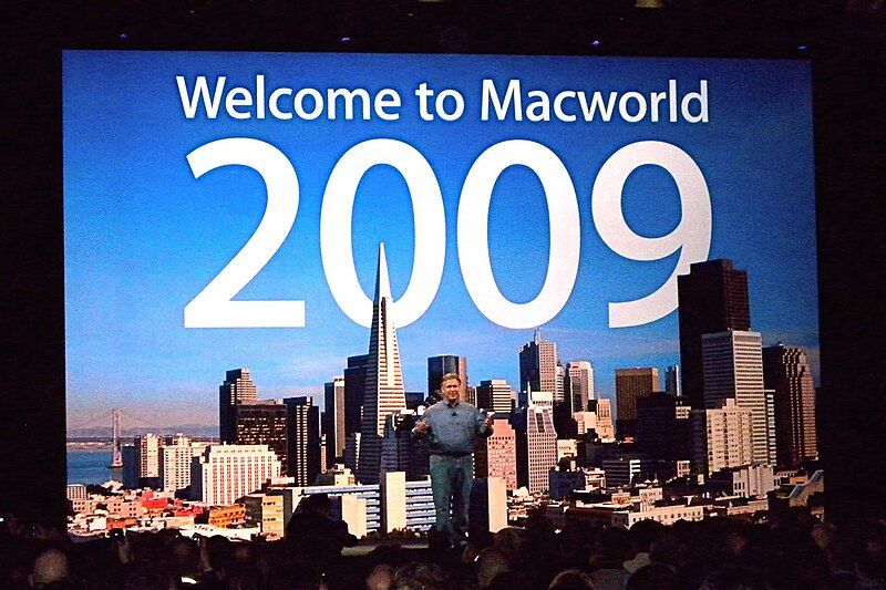 File:Schiller Macworld.jpg