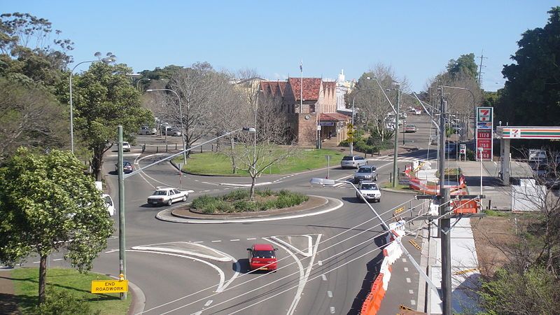 File:Sutherland overlook closer.JPG