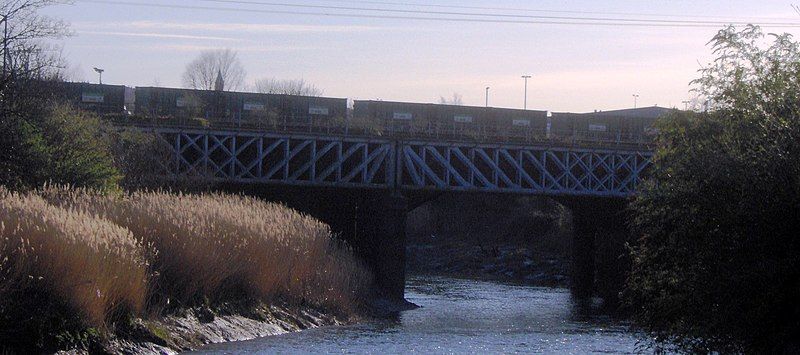 File:Avonbridge.JPG