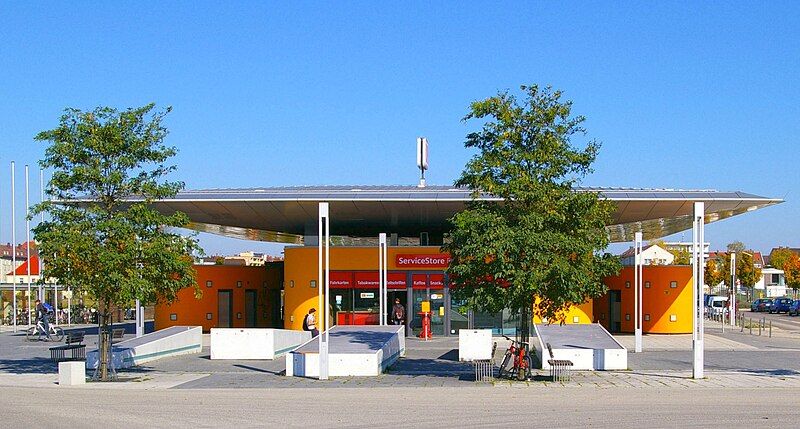 File:Bahnhof Neu-Ulm.JPG