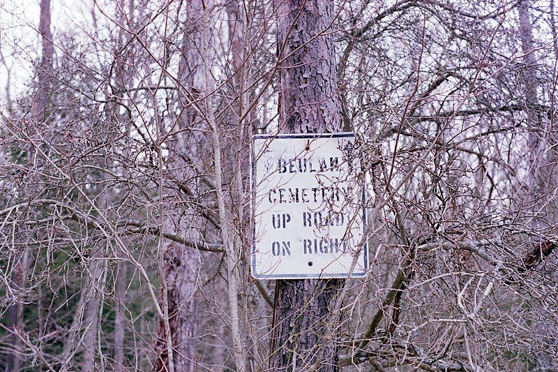 File:Beulah Cemetery sign.jpg