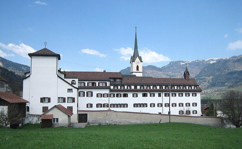 File:Cazis Kloster.jpg