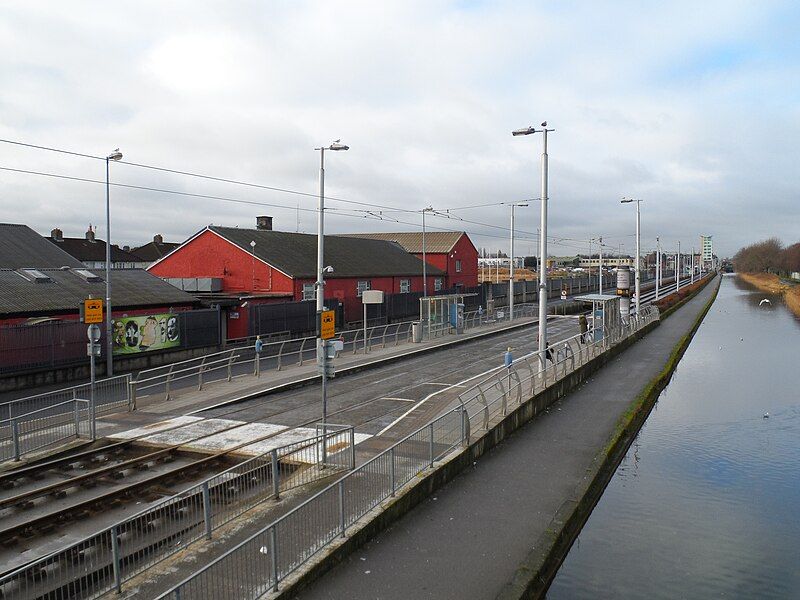 File:Drimnagh luas stop.jpg