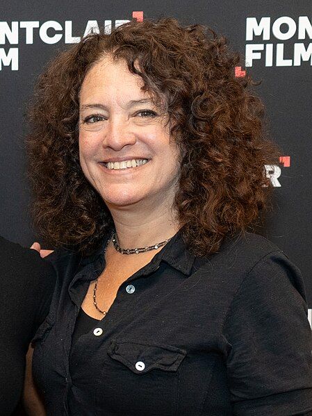 File:Ferne Pearlstein (53826732431).jpg