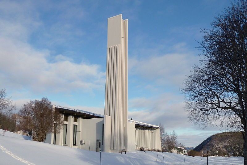 File:Hamarøy kirke-01.jpg