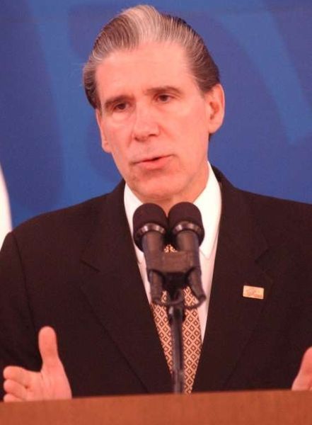 File:Julio Frenk.jpg