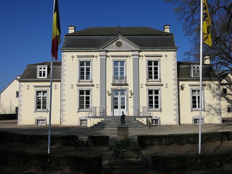 File:Kasteel Ter-Motten.jpg