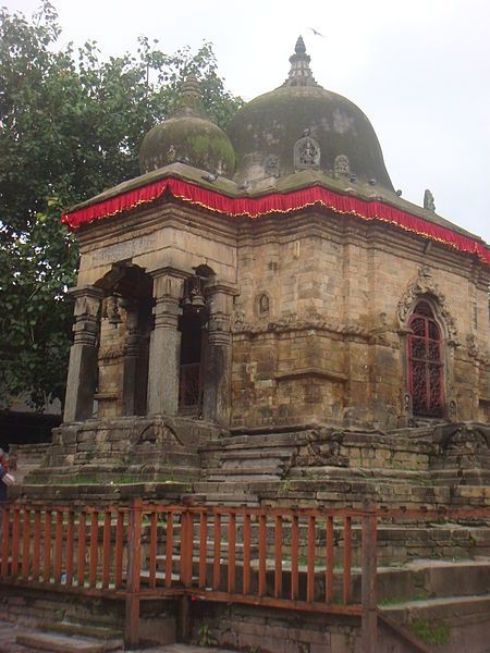 File:Kotilingeswor Temple.JPG